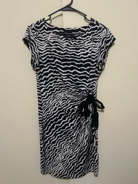 Just...Taylor Black & White Zebra-Print Tie-Waist Midi Dress 👗